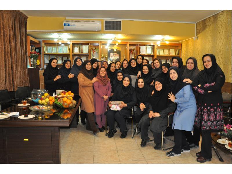 جشن سال نو میلادی(تقدیر از خانم هوانسیان)