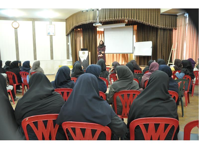 شورای دبیران اسفندماه