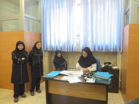 معاینه پزشکی دانش آموزان