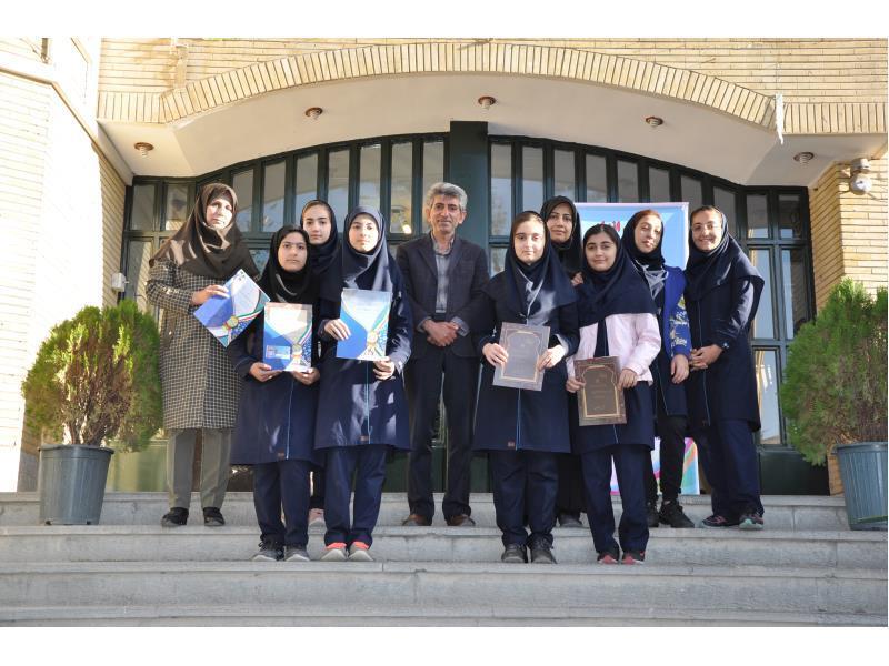 تقدیر جناب دکتر سمیعی معاون اداره ناحیه2 از افتخارات پژوهش