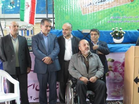 نماز وحدت مدارس سمپاد در گلستان شهدا